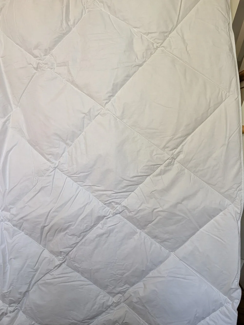 CHARTER CLUB HOME white diamond down comforter TWIN